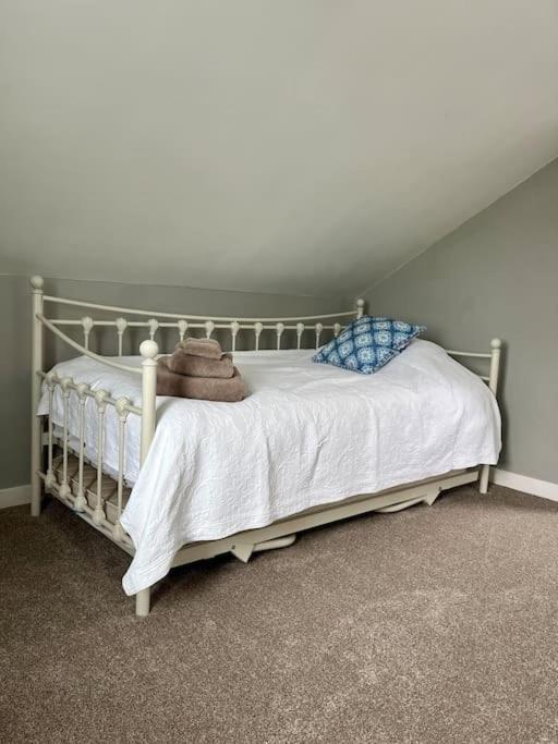 Holme Lodge Cottage เทิร์สก์ ภายนอก รูปภาพ