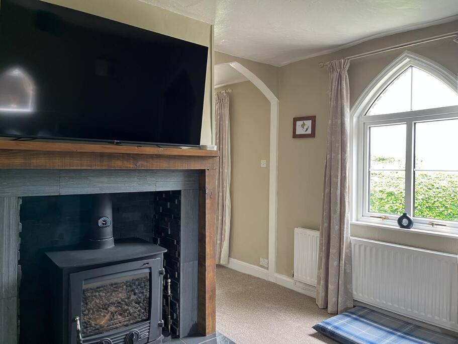 Holme Lodge Cottage เทิร์สก์ ภายนอก รูปภาพ