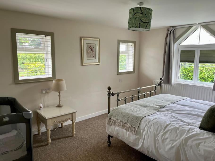 Holme Lodge Cottage เทิร์สก์ ภายนอก รูปภาพ