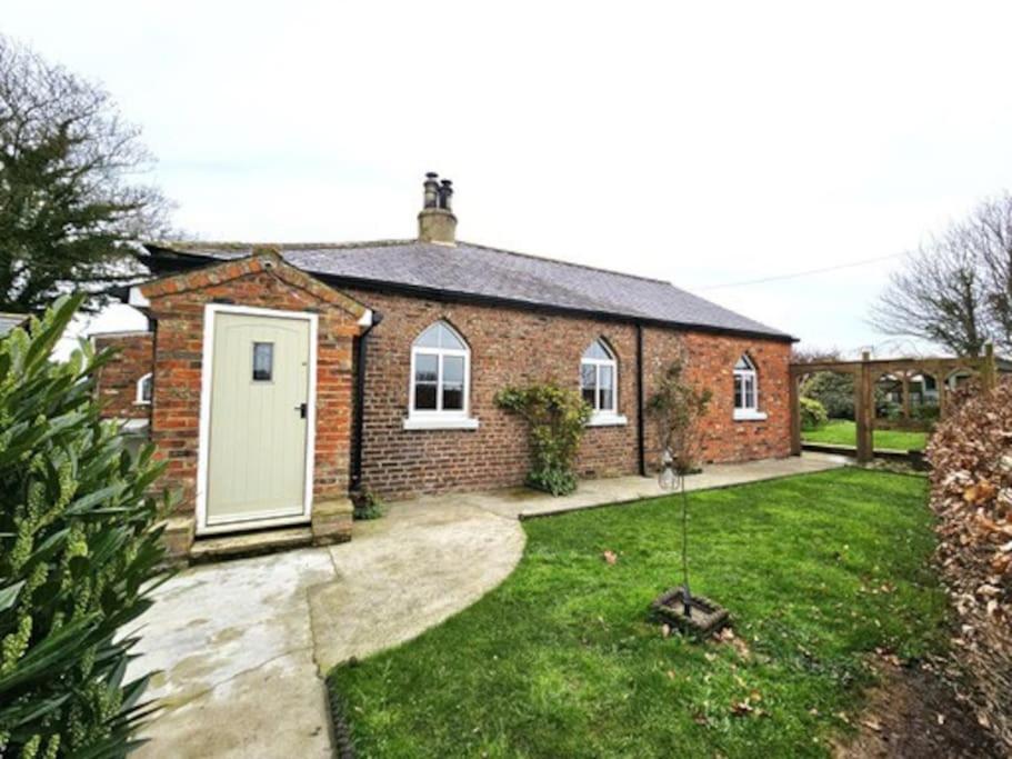 Holme Lodge Cottage เทิร์สก์ ภายนอก รูปภาพ